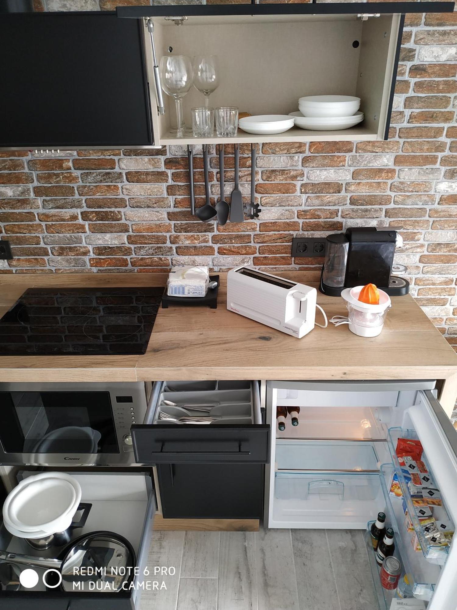 Estudiotel 95 Centro Alicante Dış mekan fotoğraf