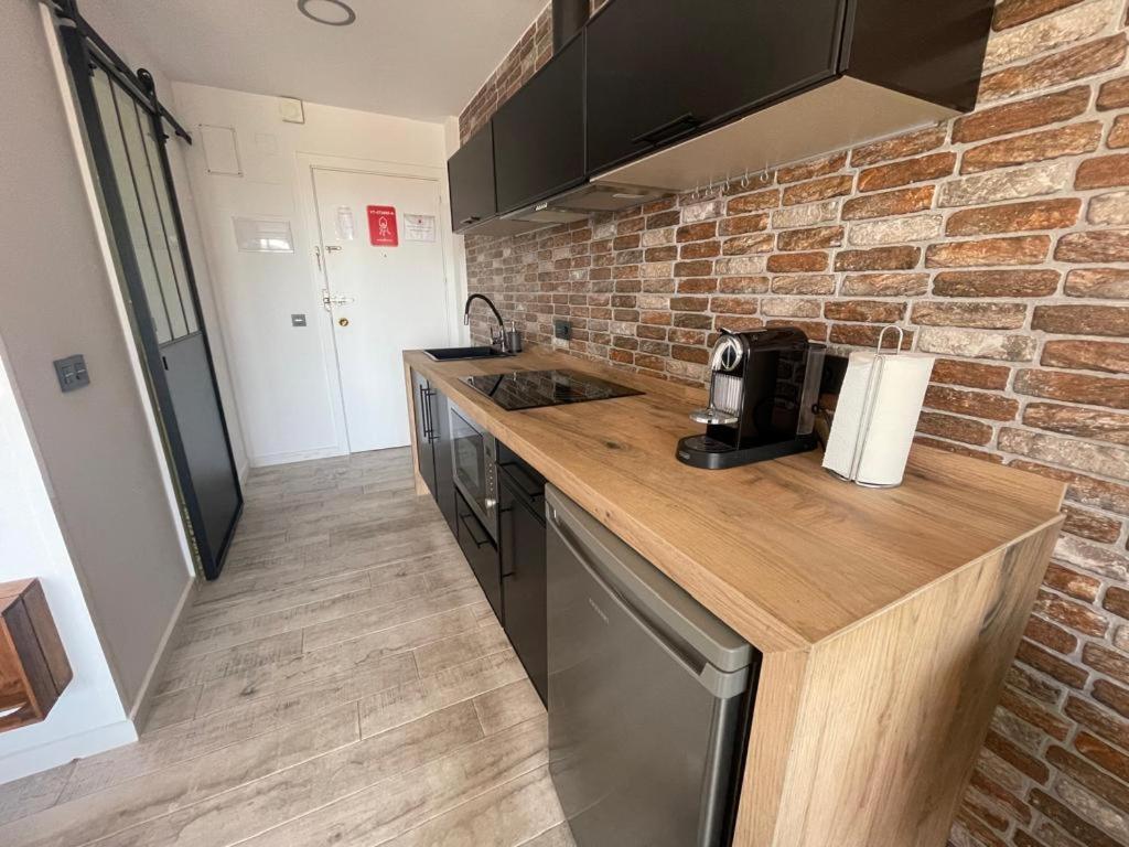 Estudiotel 95 Centro Alicante Dış mekan fotoğraf