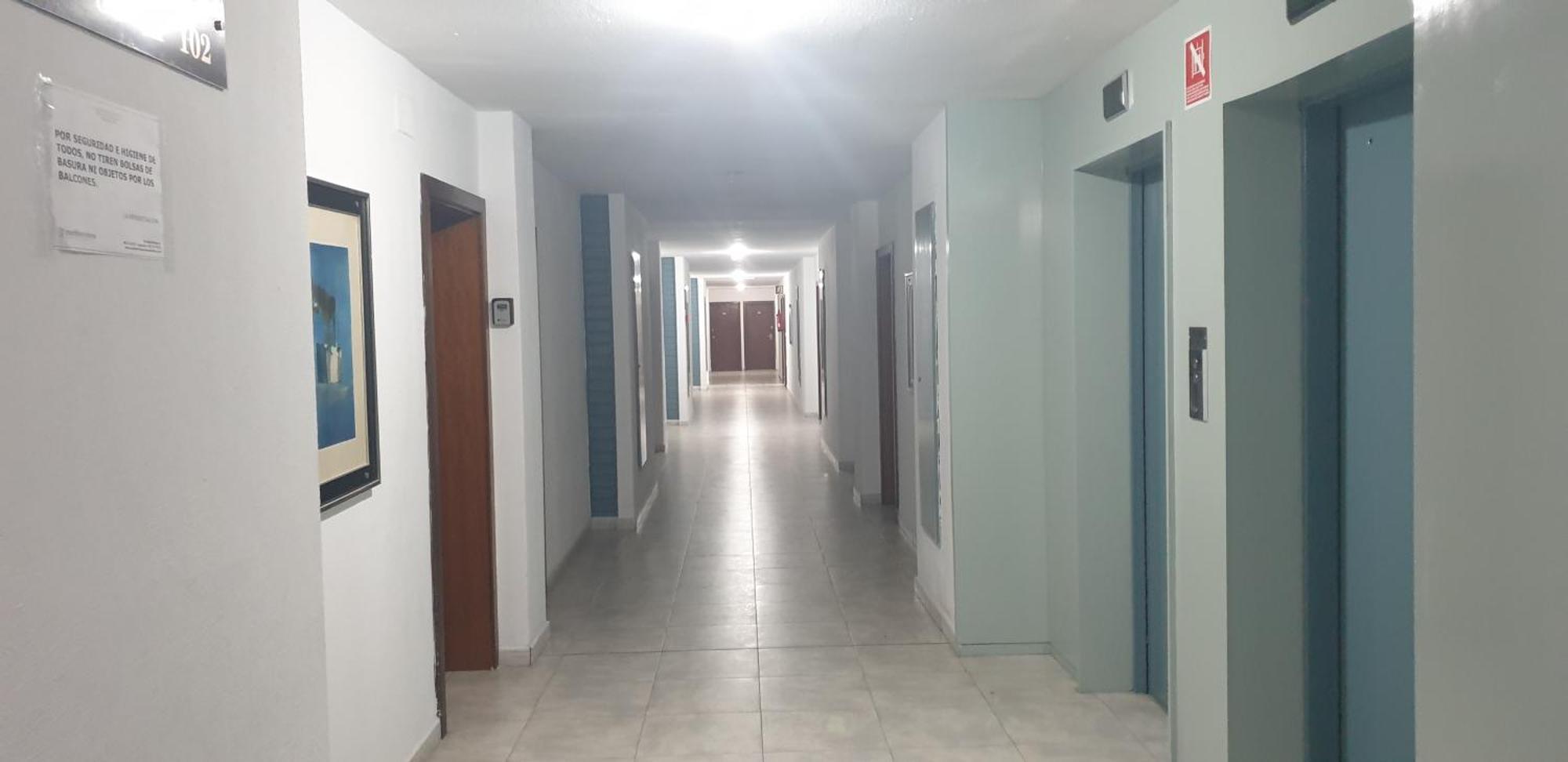 Estudiotel 95 Centro Alicante Dış mekan fotoğraf