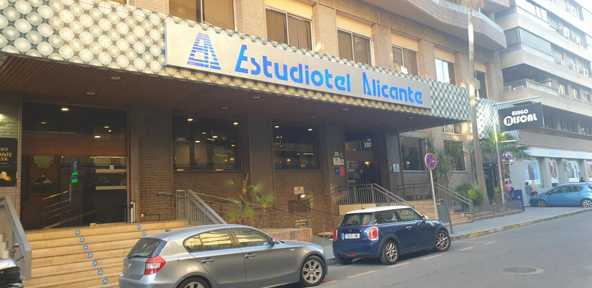 Estudiotel 95 Centro Alicante Dış mekan fotoğraf